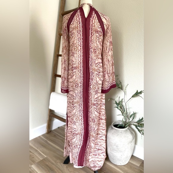 BCBG MaxAzria 100% Silk Maxi Dress Long Sleeve - Picture 6 of 6